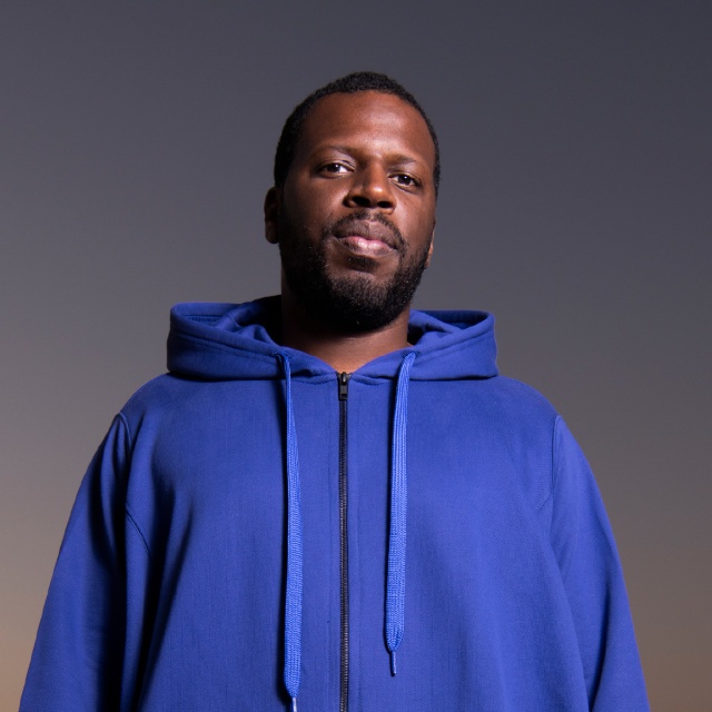 Dino d’Santiago invites Mayra Andrade & Batukadeiras