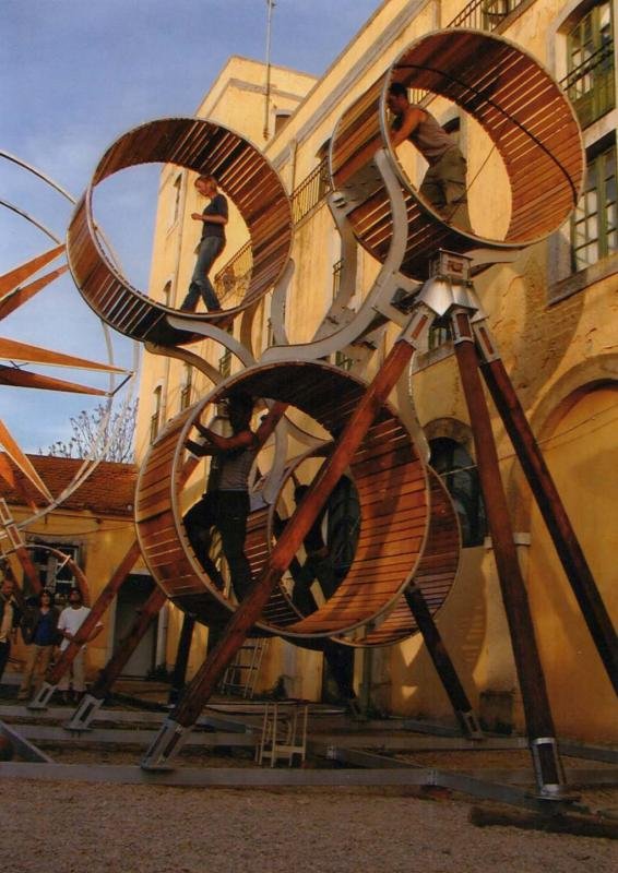 Globo Swing Couleur Cafe 2025